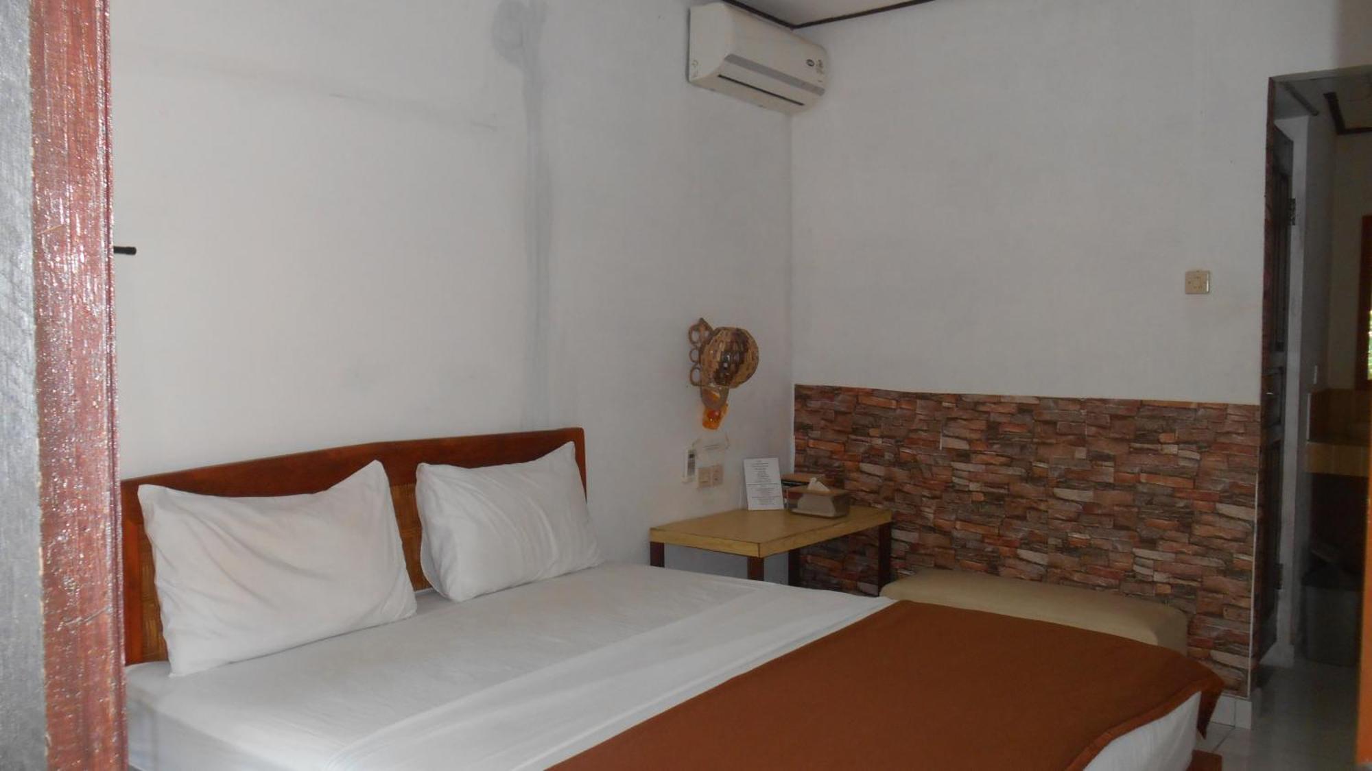 Taman Menjangan Homestay By Snorkelingmenjangan Banyuwedang Exterior foto