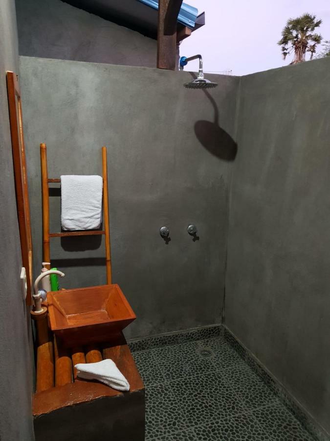 Taman Menjangan Homestay By Snorkelingmenjangan Banyuwedang Exterior foto