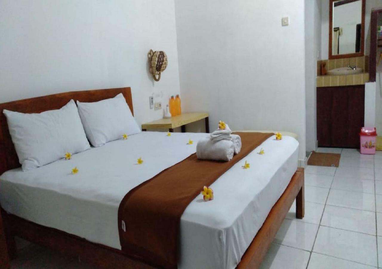 Taman Menjangan Homestay By Snorkelingmenjangan Banyuwedang Exterior foto